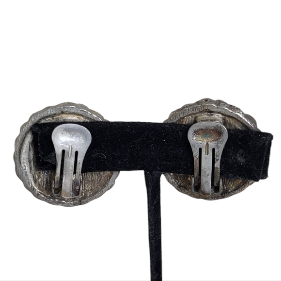 Captain's Anchor Black Enamel Clip Earrings - Picture 4 of 4